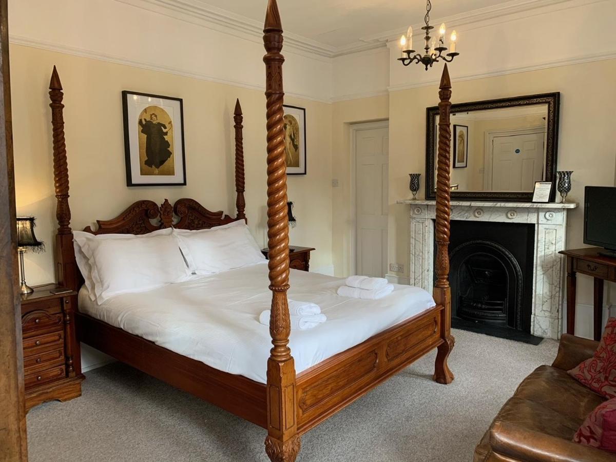 Gothic House Bed & Breakfast East Grinstead Dış mekan fotoğraf