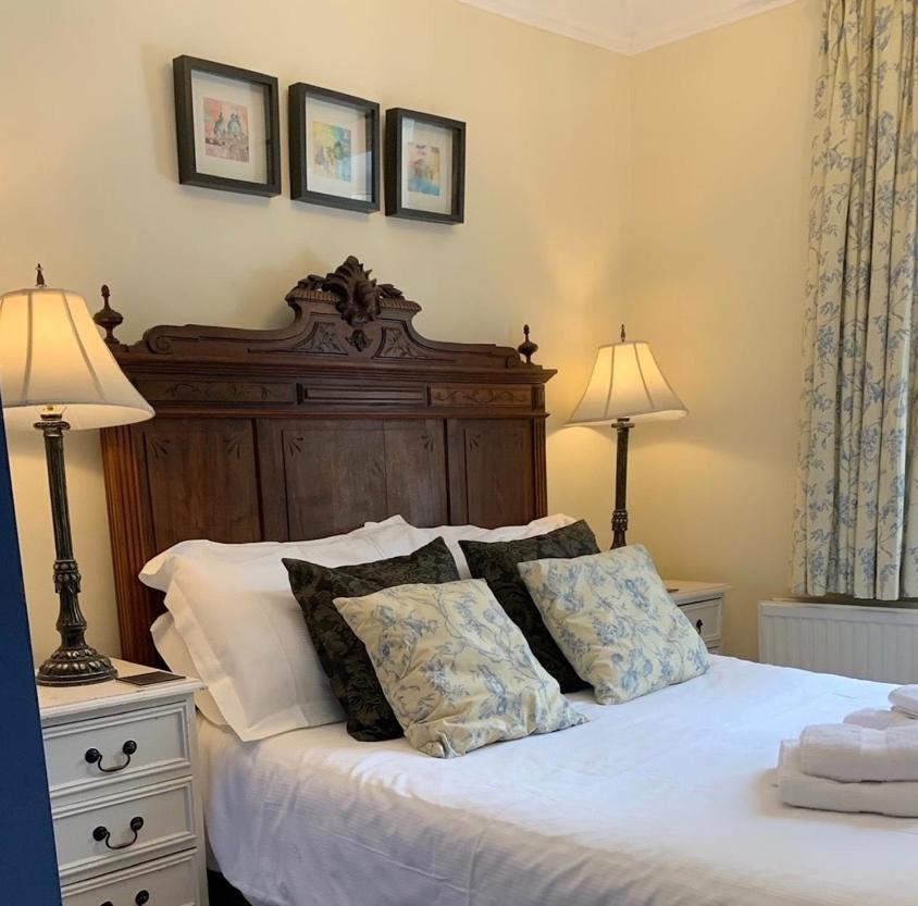Gothic House Bed & Breakfast East Grinstead Dış mekan fotoğraf
