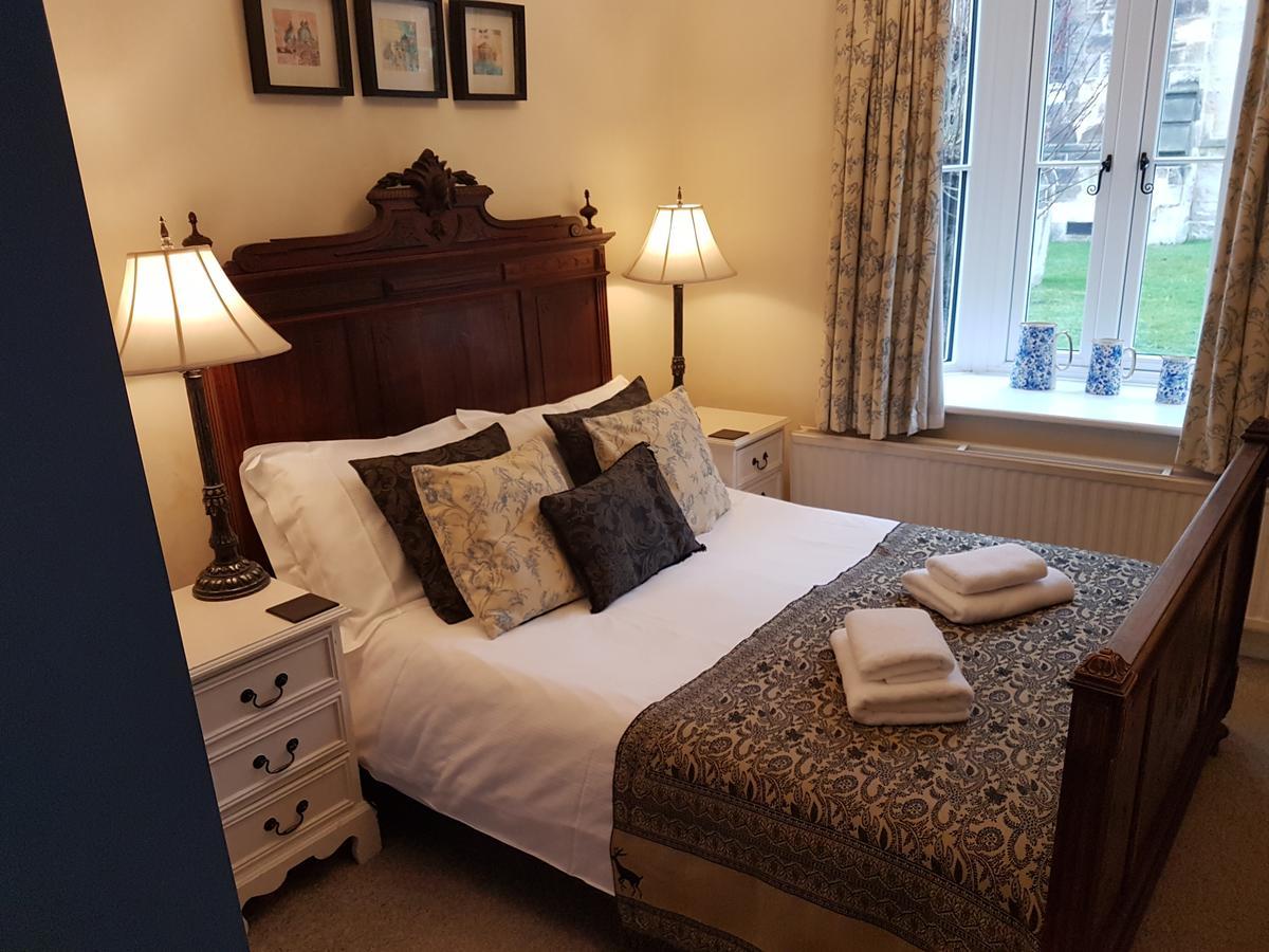 Gothic House Bed & Breakfast East Grinstead Dış mekan fotoğraf